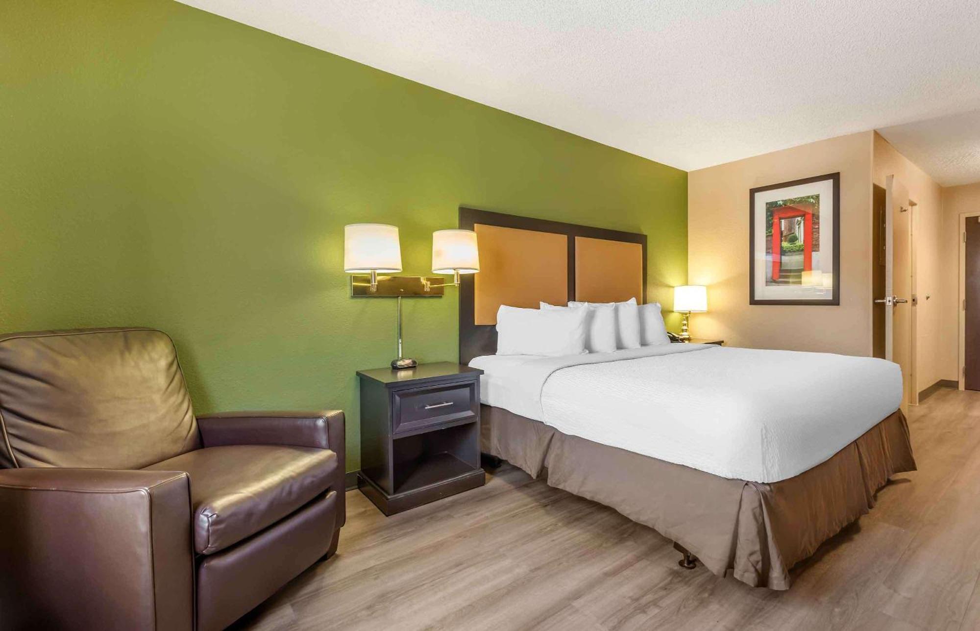 เอ็กซ์เทนด์ สเตย์ อเมริกา มินนิอาโปลิส เมเปิล โกรฟ Hotel เมเปิลโกรฟ ภายนอก รูปภาพ